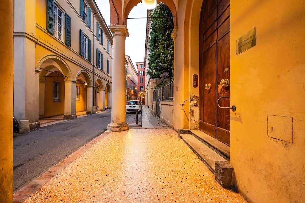 Garden Suite Piazza Maggiore Bologna 0*,