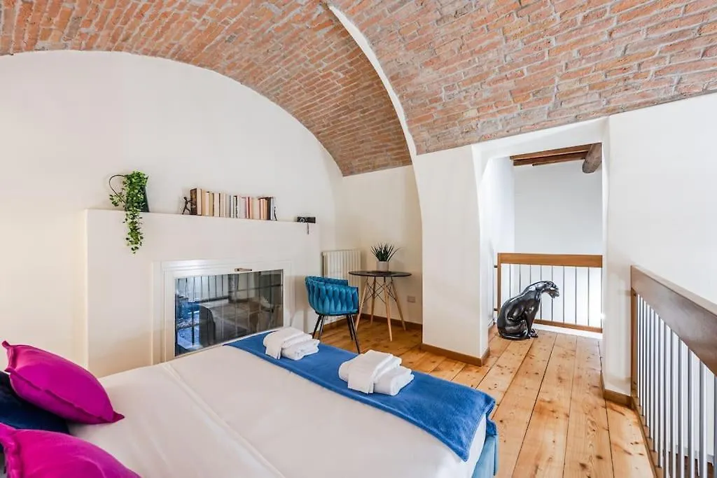 Garden Suite Piazza Maggiore Bologna Apartment